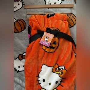 Hello Kitty Halloween Blanket